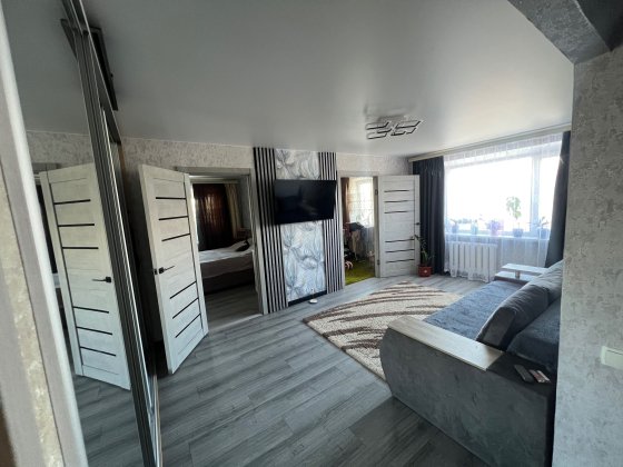 Продам 4-х комнатную квартиру Запорожье от владельца Запоріжжя