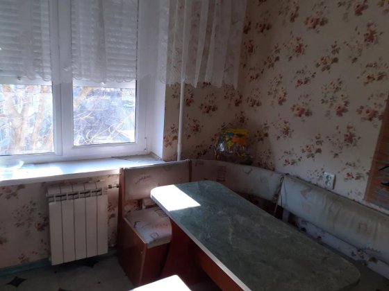 Продам 2х ком.кв-ру на Бородинском, ул. Д.Вишневедского (Ладожская)5/9 Запоріжжя