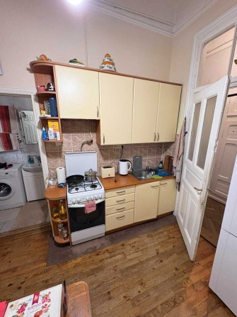 Продаж 2 кім. квартири по вул. Леонтовича - фото 1