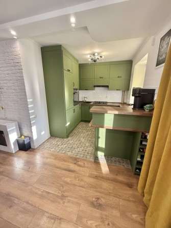 Продаж 3-х кім.кв. капітальний ремонт - фото 1