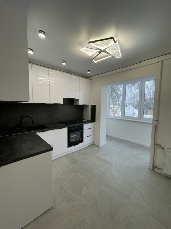 Продаж 2к квартири Софіївська Борщагівка, по вул.Соборна 57А - фото 1