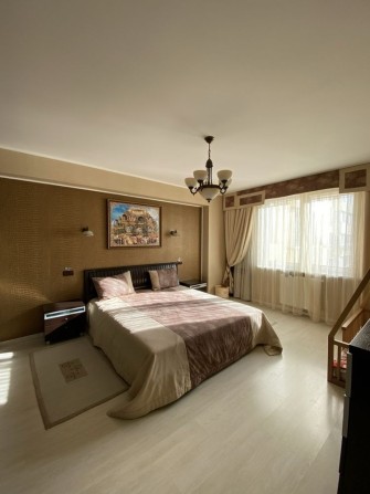 Продам 3- х ком с квп ремонтом и мебелью на Сахарова - фото 1