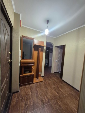 Продам 2 к.кв вул.Леся Сердюка,40 см Клас. метро Салтівська - фото 1