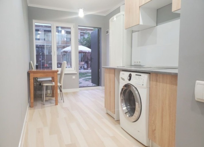 Продам смарт-квартиру центр города метро Центральный рынок - фото 1