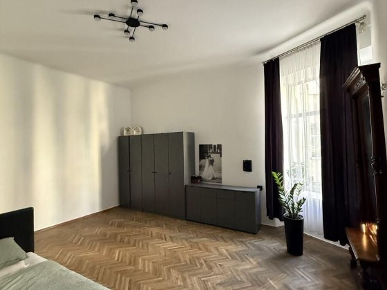 3-к.в.Дорошенка,Центр Львов