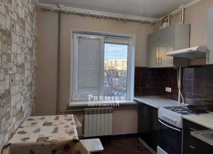 Продам 2 кімнатну квартиру з ремонтом на Кримському бульварі, 4 поверх - фото 1