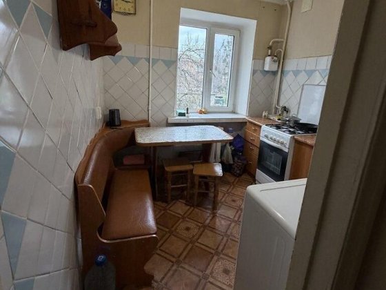 Продам 2-к.квартиру на ЮТЗ, Молодогвардейская Николаев