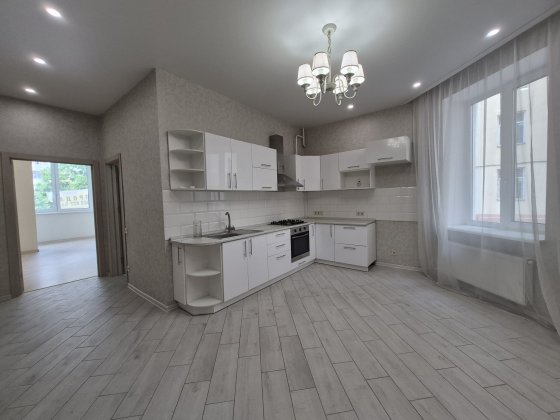 Продам в Одесі квартиру на Таїрова. Новий будинок. Цегляний, з газом. Одеса