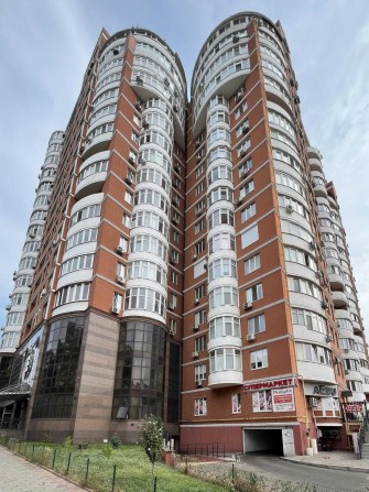 продам 2-комнатную квартиру в Центре жк "Капитан" - (парк Шевченко) - фото 1