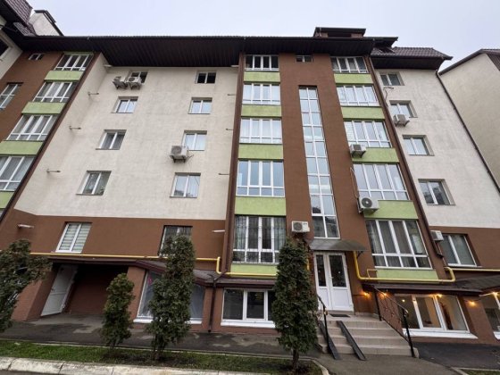 Продам 3 К квартиру Петропалівська борщагівка київ 15 хв київська ,газ Петропавлівська Борщагівка