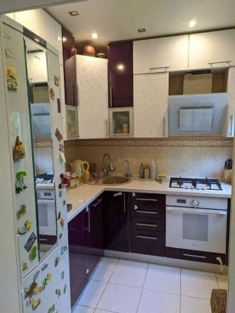 3 кімн. с кап. ремонтом. Метро 5 хвилин. 36500 дол - фото 1