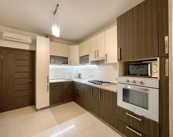 Продаж 3-кімн. квартири у ЖК Львівський, Петропавлівська Борщагівка - фото 1