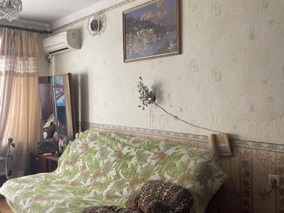 Продам 4- х комнатную  квартиру Затонского Одеса