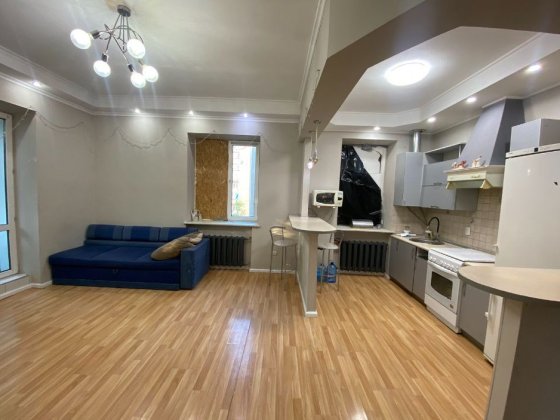 КУЛЬТУРЫ 10! Сумской Рынок! Метро Университет! Продам 3к 65м2 Харьков