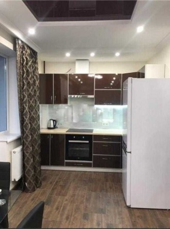 Квартира 1 кв, Ул.Ньютона - фото 1