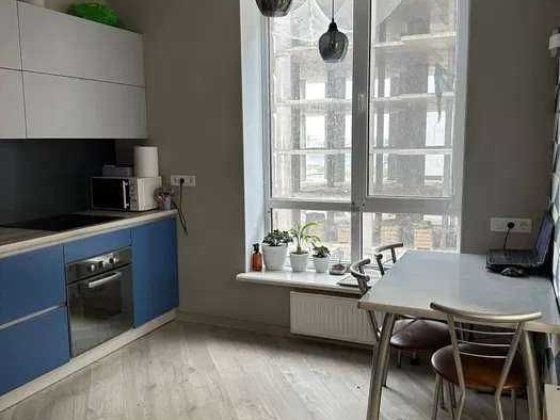 1-ком.кв. 37м2  4/10 эт. кирпичного дома в ЖК Парк Фонтанов (Фонтанка) Одеса