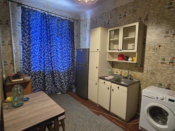 Продам 2х комнатную гостинку  на Салтовке Харків