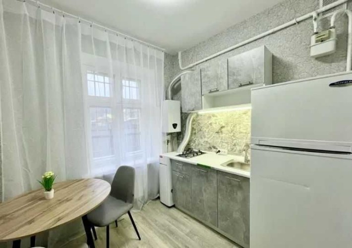 2к.кв. с ремонтом в Центре! - фото 1