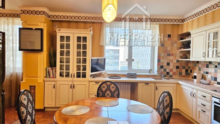 ‼️КУЛЬТУРЫ 22-Б‼️Авантаж! ЭКСКЛЮЗИВНАЯ авторская 136 м2 ! ТРИ спальни - фото 1