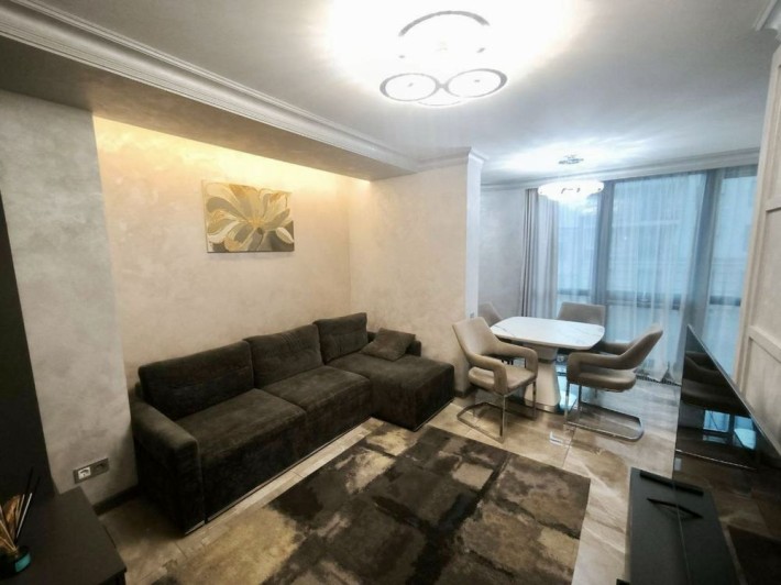 2 комн ЖК Граф на Азарова. Море Центр Французск б-р Программы - фото 1