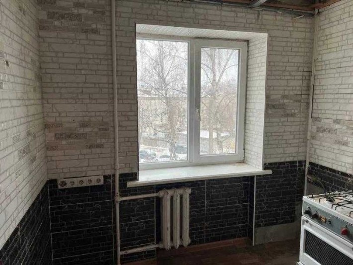 Продаж 2 к. квартири з  газом на Одеській. - фото 1