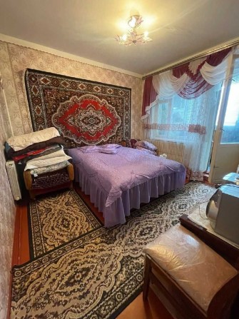 HE S4 Продам 3 комнатную квартиру метро Роганский ж/м ул. Луи Пастера - фото 1