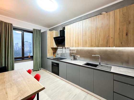 Продам 3 кімн. квартиру в новобудові на пр. Перемоги, 66Е Харьков