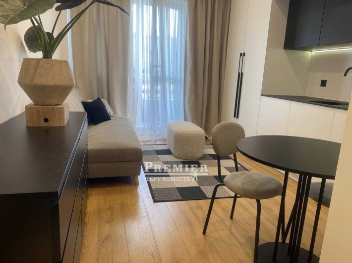 Студія з сучасним ремонтом. Новий будинок. Бочарова - фото 1