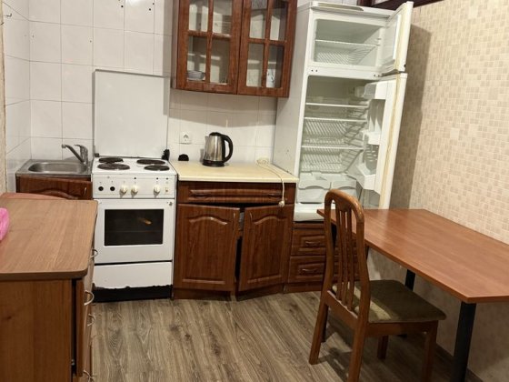 Продам 2 ком квартиру Басейный пер Одесса