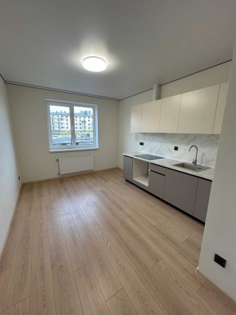 Квартира в зданном доме с ремонтом в рассрочку на Сахарова - фото 1