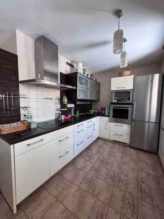 23 Августа! Метро 2 мин!!! Продам большую 3К 114 м2 с ремонтом - фото 1