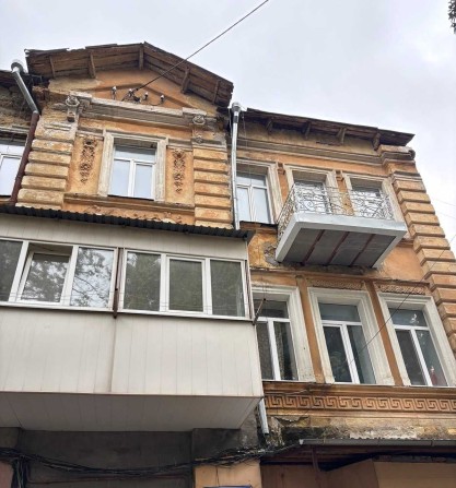 Продам квартиру з капітальним ремонтом на вул. Болгарській - фото 1