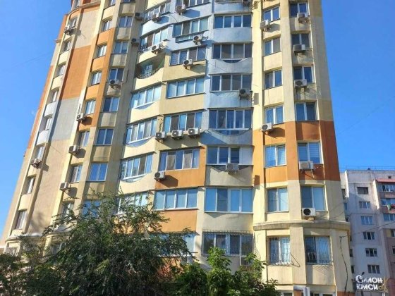 Простора оселя біля центру міста — комфорт у цегляному домі! Програми1 Одесса