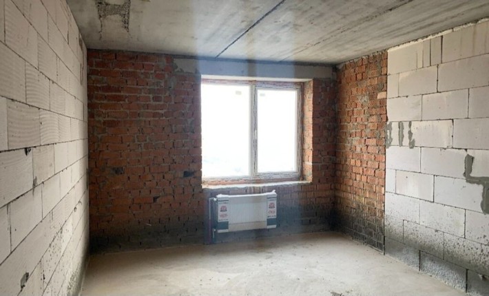 Продам 1-но комнатную квартиру в кирпичном доме на Сахарова - фото 1