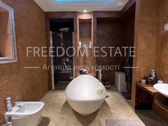 229 тыс.$ ПРОДАЖА / Красивая квартира в центре/ Премиум класс/Пентхаус Харьков