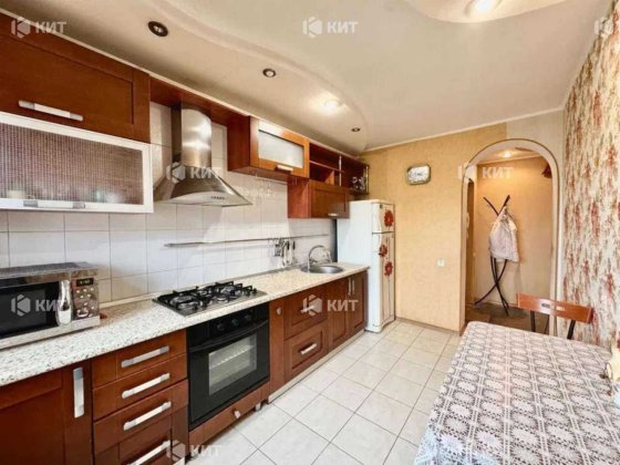 3к. 70м2 Основа (Основа, МЭТРО, Мерефянское шоссе 32) 131086 Харьков