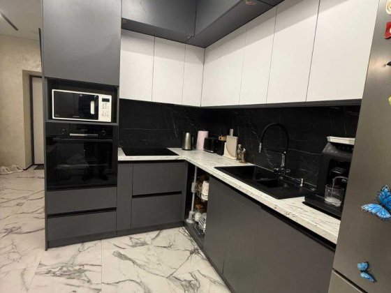 Продам 1+1 кв (новострой Борткевича 7) Харьков