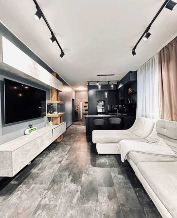 Продам 4х ком. квартиру 105м новострой, Х. Гора Авторский ремонт  SM - фото 1