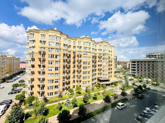 Без% 2кім.квартира,частковий ремонт 70%!Простора,чудова Софіївська Борщагівка