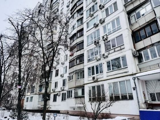 Продаж квартири 1-к . Вул. Генерала Жмаченка 16 Киев