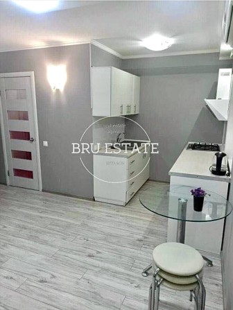 Продаж 1 к квартири ст м  Оболонь 10 хв пішки Ремонт - фото 1