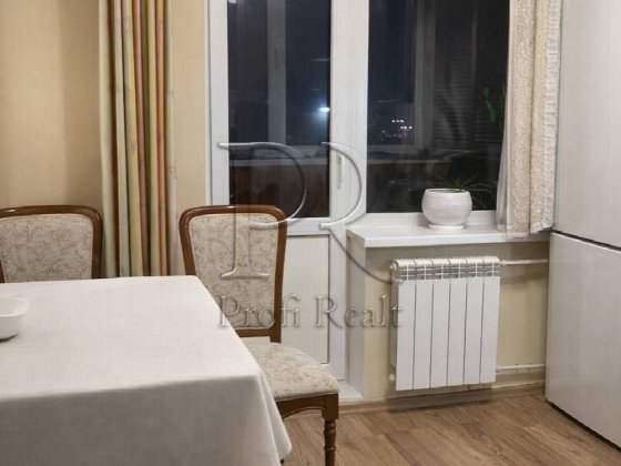 Продаж 1к кв ремонт/Мінський проспект/Полярна/Сошенка/Автозаводська Киев