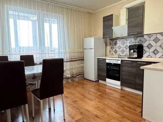 Без комісії ЖК Навігатор чудова 2 кімнатна з меблями, технікою Киев