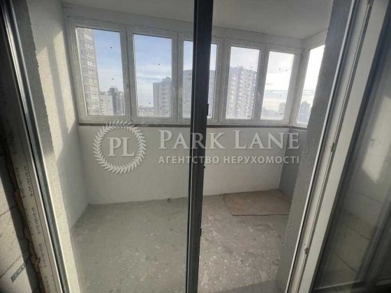 Микільсько-Слобідська, 8, Русанівська Гавань; Київ