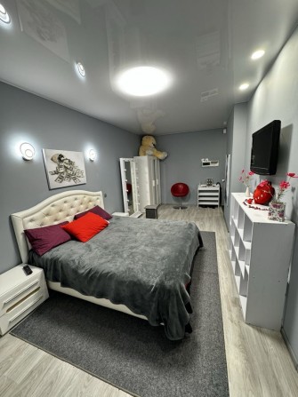 Продам 1 к ремонт новий будинок Рейгана 40 ТРЦ Район  власник без % - фото 1