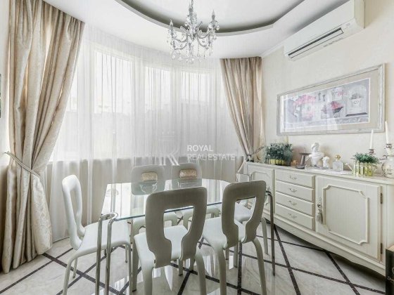 Продаж 4 кімн Квартира 121м2 4пов вул Тимошенко Маршала Оболонь Киев