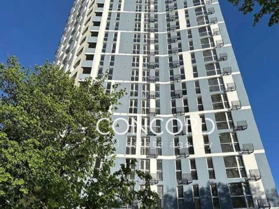 Юлії Здановської вул., 33/54. ЖК "Вежа на Ломоносова" Киев