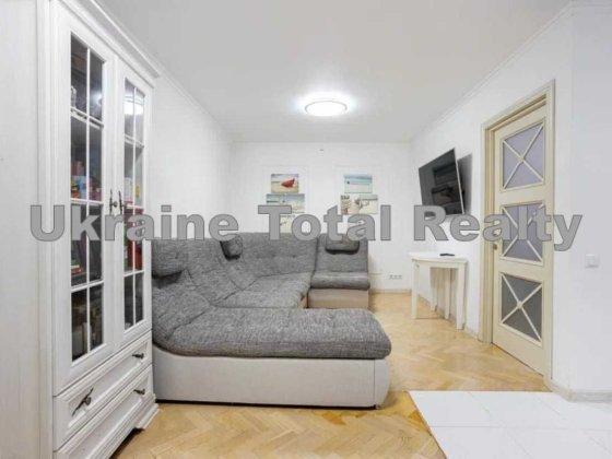 Лівобережна - 10хв пішки! 3к кімнатна квартира! Вулиця Шептицького 3Б Киев