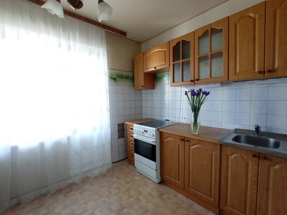 Продаж 3-к квартири вул. Ревуцького 29а Київ