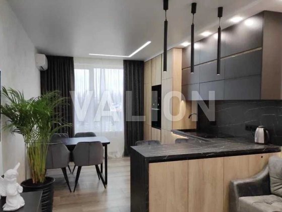 Продаж двокімнатної кварири з ремонтом, ЖК Метрополіс, Заболотного 1б Киев